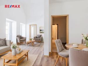 Prodej atypického bytu, Svoboda nad Úpou, Nádražní, 44 m2