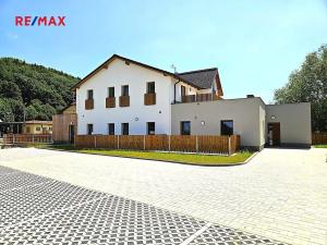 Prodej bytu 2+kk, Svoboda nad Úpou, Nádražní, 54 m2