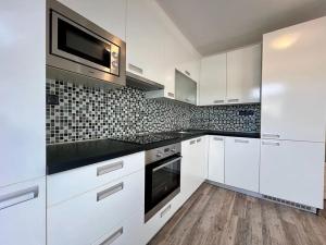 Prodej bytu 3+kk, Praha, Podnádražní, 60 m2