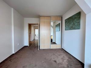 Prodej bytu 3+kk, Praha, Podnádražní, 60 m2