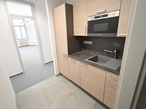 Pronájem kanceláře, Praha - Vinohrady, Vinohradská, 147 m2