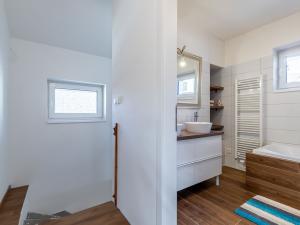 Prodej rodinného domu, Divišov, Na Malé Straně, 92 m2