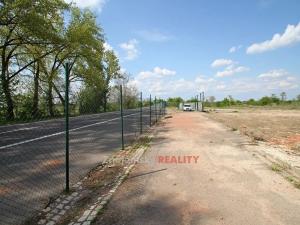 Pronájem komerčního pozemku, Hevlín, 16559 m2