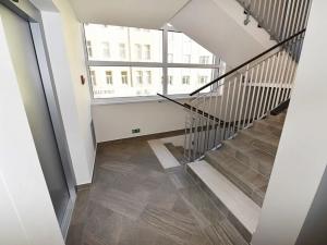 Prodej bytu 2+kk, Praha - Vršovice, Petrohradská, 118 m2