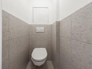 Prodej bytu 2+kk, Praha - Hostivař, Záveská, 48 m2