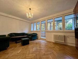 Pronájem bytu 2+1, Praha - Podolí, Pod Klaudiánkou, 76 m2