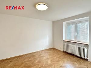 Pronájem bytu 1+1, Kladno, Kordačova, 32 m2