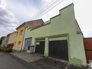 Prodej výrobních prostor, Lahošť, Švermova, 255 m2