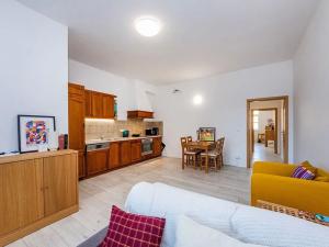 Prodej bytu 2+kk, Praha - Libeň, Ocelářská, 54 m2