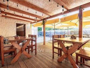 Prodej restaurace, Psáry, Pražská, 110 m2