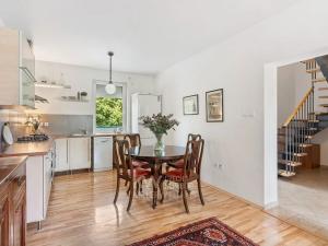 Prodej bytu 4+kk, Nehvizdy, Pražská, 107 m2