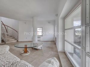 Prodej ordinace, Křižanov, Benešovo náměstí, 530 m2