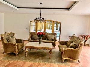 Prodej rodinného domu, Strančice - Všechromy, 295 m2