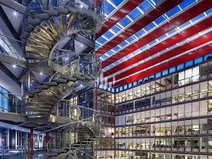 Pronájem kanceláře, Praha - Karlín, Karolinská, 1477 m2