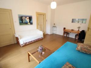 Pronájem bytu 2+1, Praha - Žižkov, Ambrožova, 64 m2