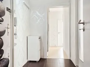 Pronájem bytu 3+1, Praha - Hlubočepy, Lamačova, 68 m2