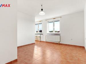 Prodej bytu 1+kk, Pardubice - Černá za Bory, Na Vsi, 30 m2