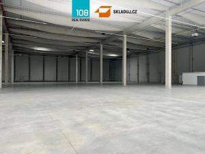 Pronájem skladu, Kozomín, 32000 m2