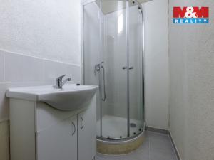 Prodej bytu 1+1, Karlovy Vary, K. Čapka, 36 m2