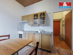 Prodej bytu 1+1, Karlovy Vary, K. Čapka, 36 m2