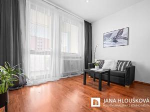 Prodej bytu 2+kk, Praha - Háje, Matúškova, 45 m2