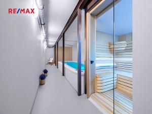 Prodej atypického bytu, Svoboda nad Úpou, Nádražní, 44 m2