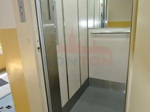 Prodej bytu 3+1, Praha - Podolí, Kaplická, 62 m2