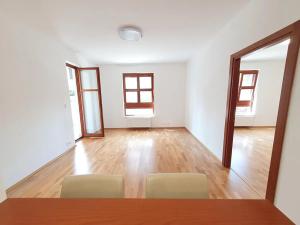 Pronájem bytu 2+kk, Praha - Dejvice, Paťanka, 60 m2