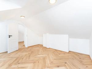 Prodej bytu 4+kk, Praha - Vršovice, Žitomírská, 120 m2