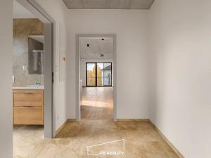 Pronájem bytu 2+kk, Plzeň, Kamenická, 34 m2