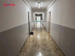 Pronájem bytu 2+kk, Kladno, Holandská, 40 m2