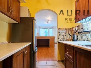 Prodej bytu 2+kk, Praha - Újezd nad Lesy, Žíšovská, 45 m2