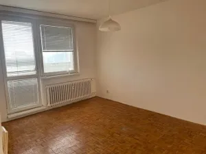 Prodej bytu 3+1, Břeclav, Slovácká, 76 m2