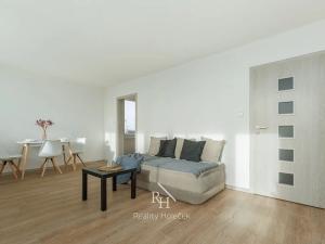 Prodej bytu 2+1, Kladno, Čs. armády, 53 m2