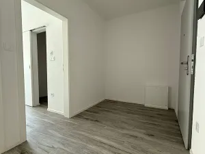 Pronájem bytu 2+kk, České Budějovice, Štítného, 57 m2