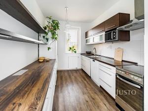 Prodej bytu 3+1, České Budějovice, Dubenská, 77 m2