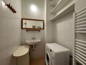 Pronájem bytu 3+kk, Praha - Smíchov, Na Skalce, 78 m2