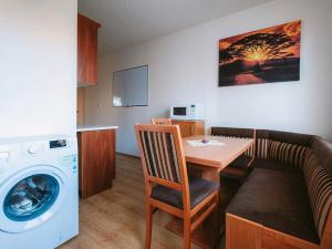 Prodej bytu 2+1, Třebíč, Fr. Hrubína, 54 m2