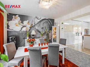 Prodej vícegeneračního domu, České Velenice, Komenského, 247 m2