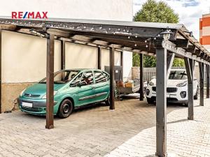 Prodej vícegeneračního domu, České Velenice, Komenského, 247 m2