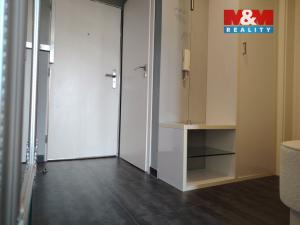 Prodej bytu 2+kk, Praha, Na Maninách, 43 m2