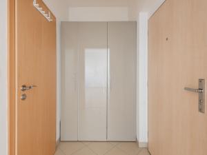 Pronájem bytu 1+kk, Praha - Zličín, Sazovická, 28 m2