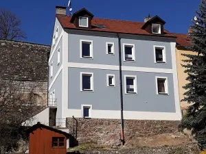 Pronájem bytu 1+kk, Tábor, Jordánská, 26 m2