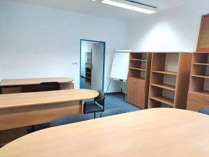 Pronájem kanceláře, Praha - Krč, Na Dvorcích, 38 m2
