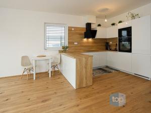 Prodej bytu 4+kk, Horoušany, Gabčíkova, 97 m2