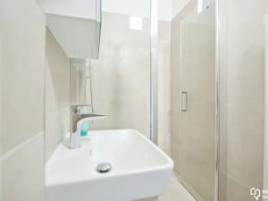 Pronájem bytu 2+kk, Olomouc, Ostružnická, 43 m2