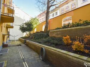 Pronájem bytu 2+kk, Olomouc, Ostružnická, 43 m2