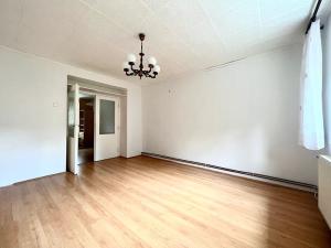 Pronájem bytu 2+1, Karlovy Vary, Poštovní, 63 m2