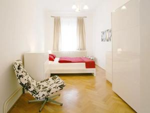 Pronájem bytu 4+1, Praha - Nové Město, Biskupská, 132 m2