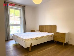 Pronájem bytu 3+kk, Praha - Lysolaje, Lysolajské údolí, 70 m2